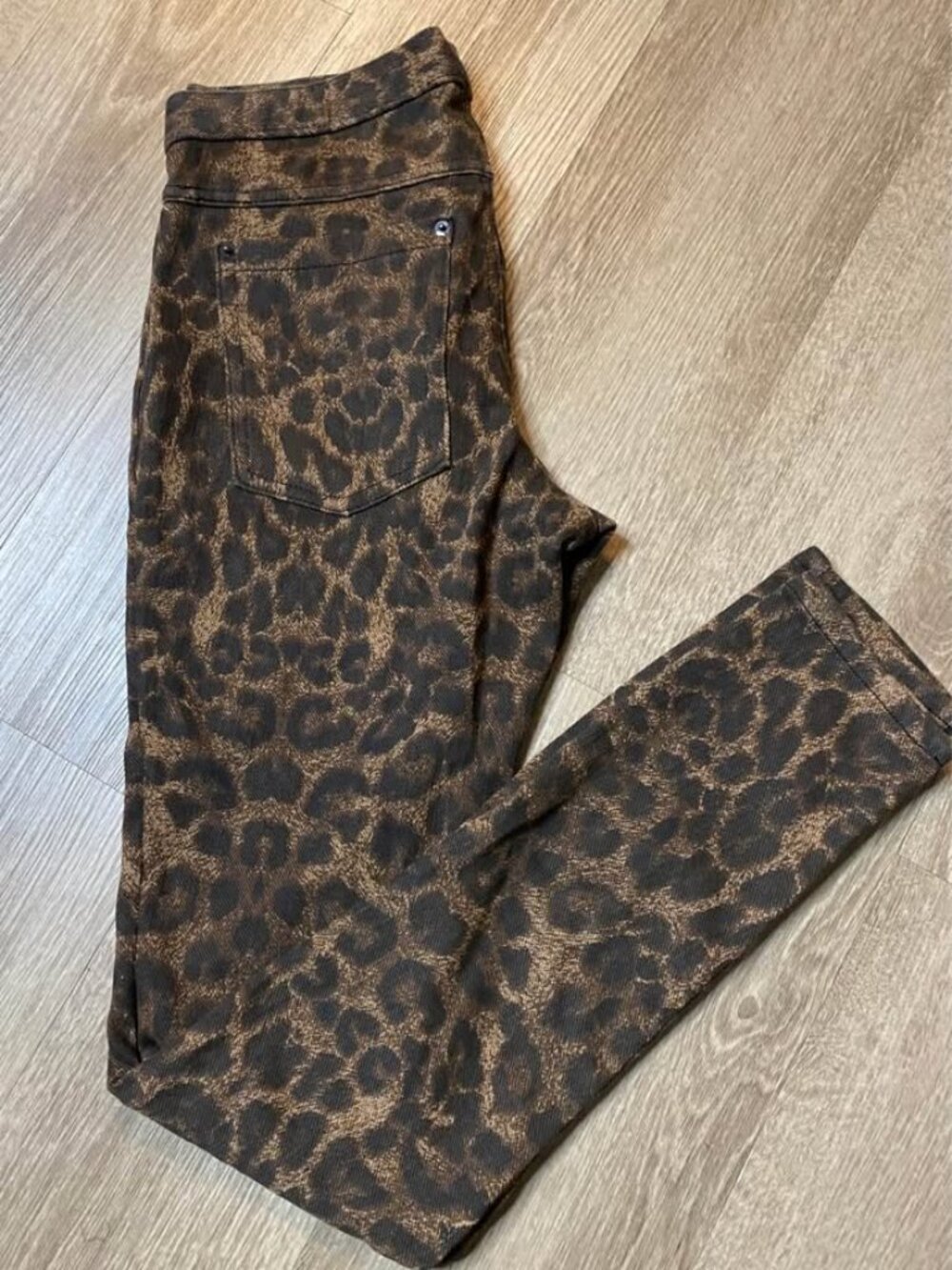 Hue Dark Brown Cheetah Print Leggings Size Small Stretchy Pull-On w/ Back Pocket